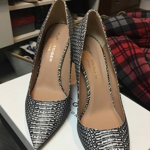 Kurt Geiger black and white heels